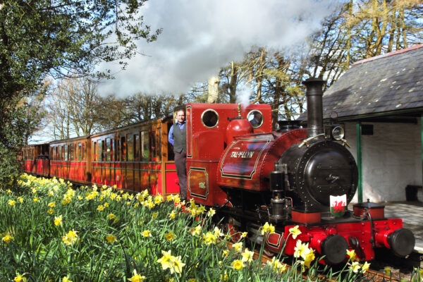 Hero 4 TR No1 Rhydy Ian Cooper